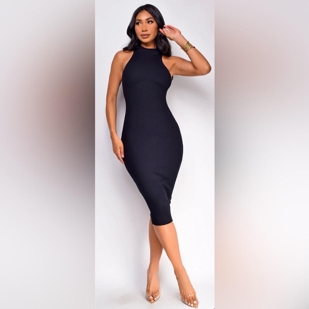 Mona Mock Neck Sleeveless Ribbed Midi Dress Black Size Medium worn 1x